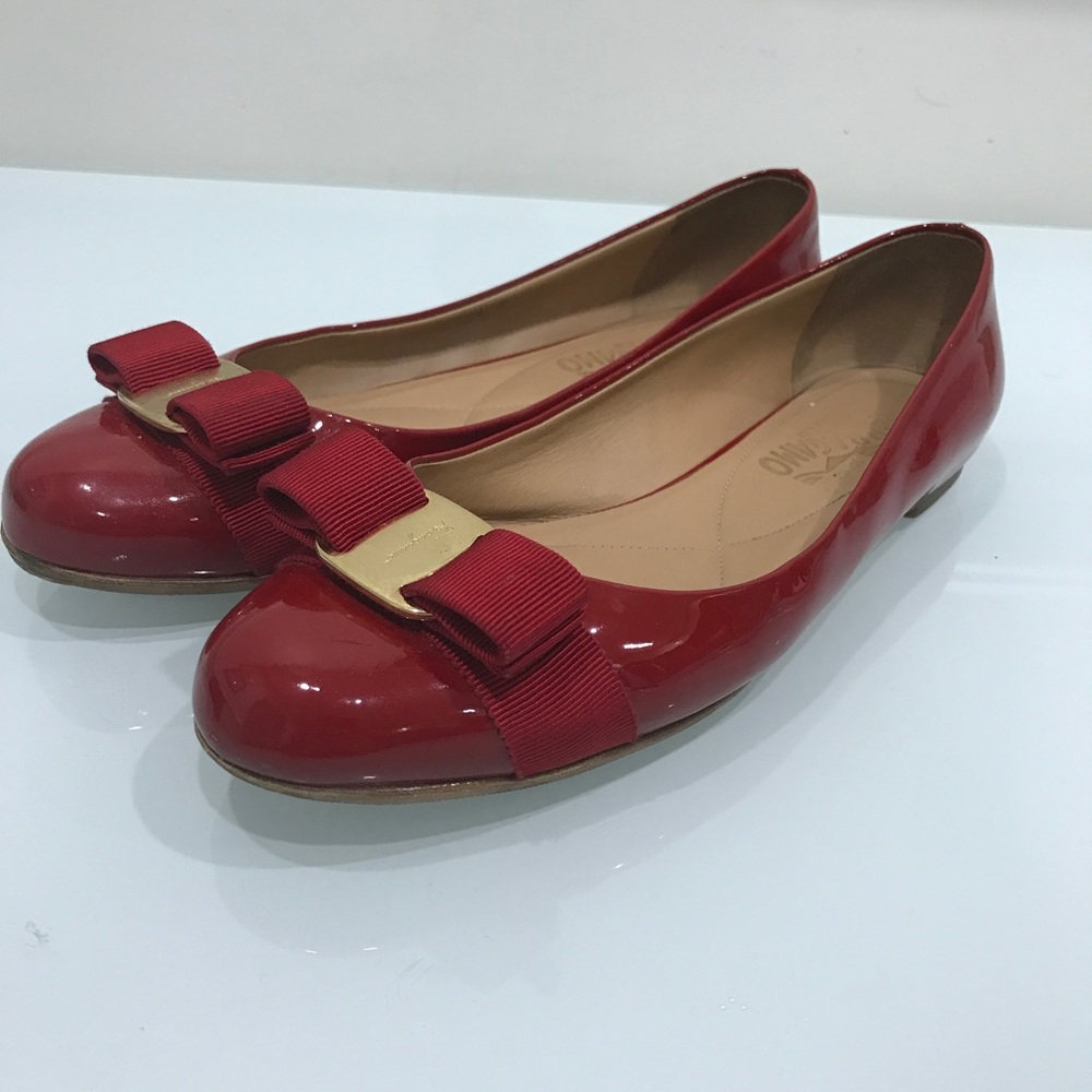 Authentic Salvatore Ferragamo flats